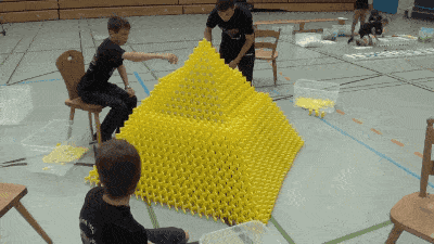 domino fail